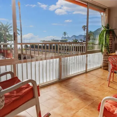 Apartment Face A La Avec Parking Gratuit Libre D'acces